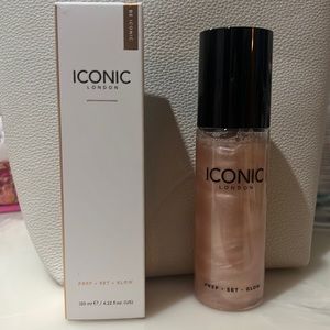 Iconic London- Prep Set Glow Hydrating Glowy Setting Spray
